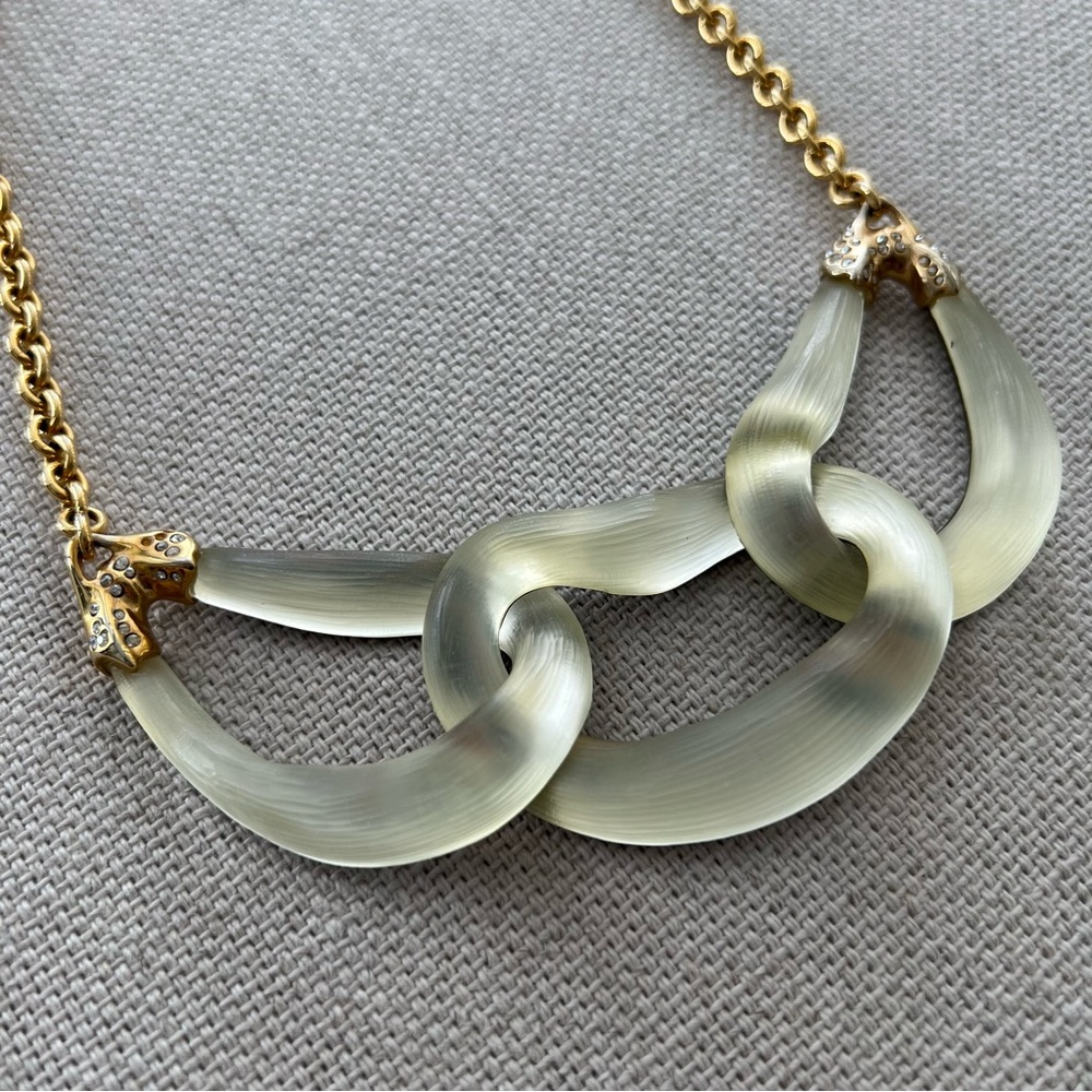 ALEXIS BITTAR • Imperial Georgian Taupe Iridescent Lucite 14K Gold Link Necklace